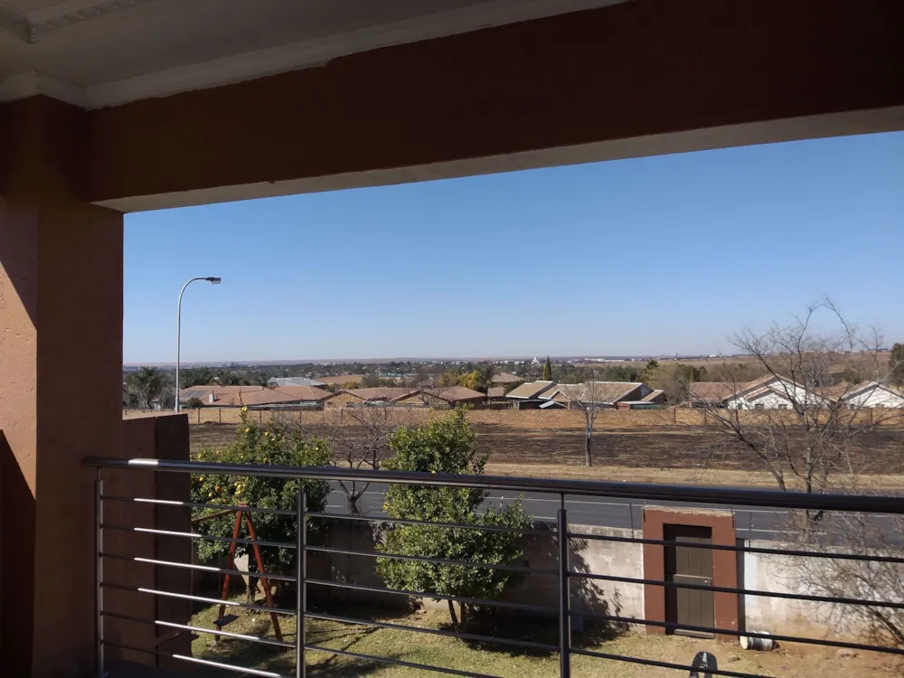 Double-storey house for sale in Aerorand - 1MD1537668