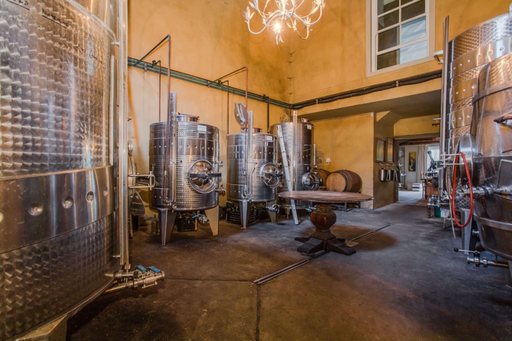 Wine farm sold in Franschhoek Rural - FWI1686055