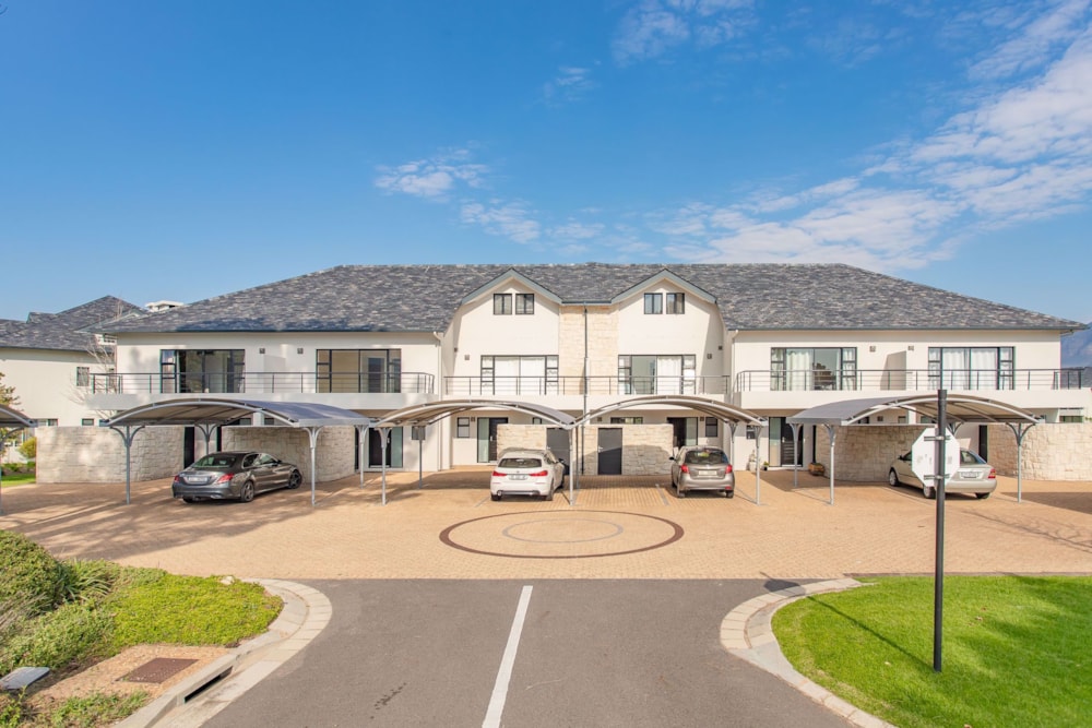 Double-storey cluster for sale in Pearl Valley Golf and Country Estate - VLV1734189 Double-storey cluster for sale in Pearl Valley Golf and Country Estate - VLV1734189