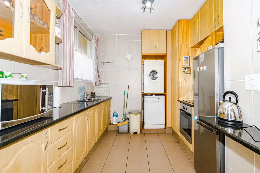 Apartment sold in Amanzimtoti - 1WB1714723 Apartment sold in Amanzimtoti - 1WB1714723
