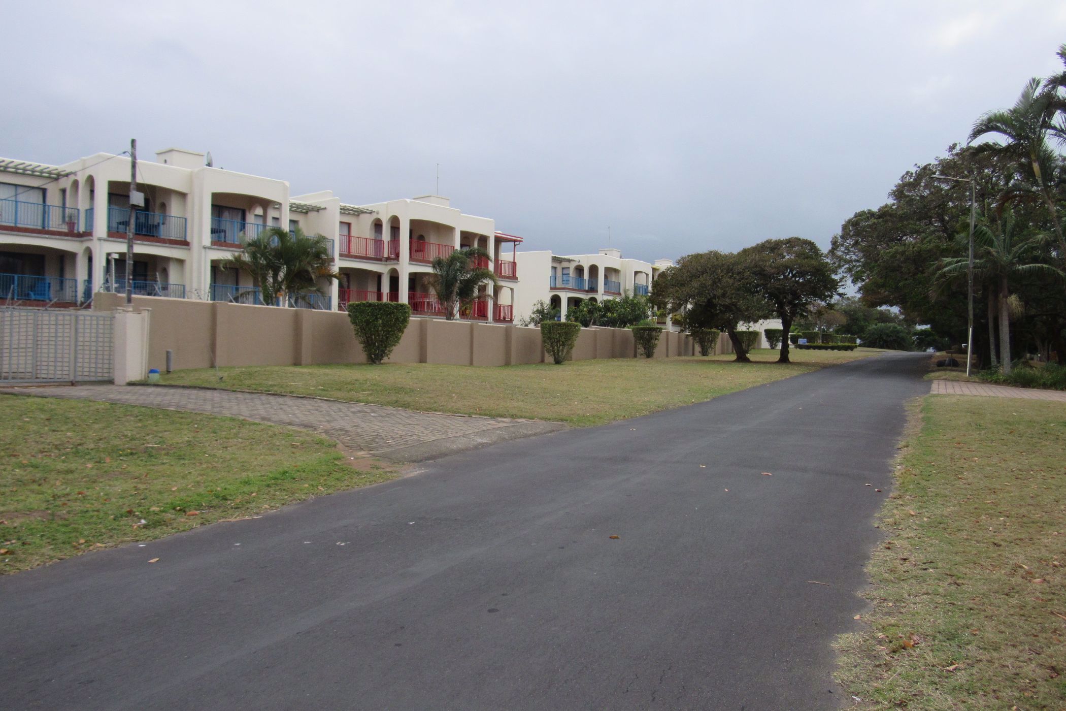 Apartment for sale in Uvongo - 1PX1542032