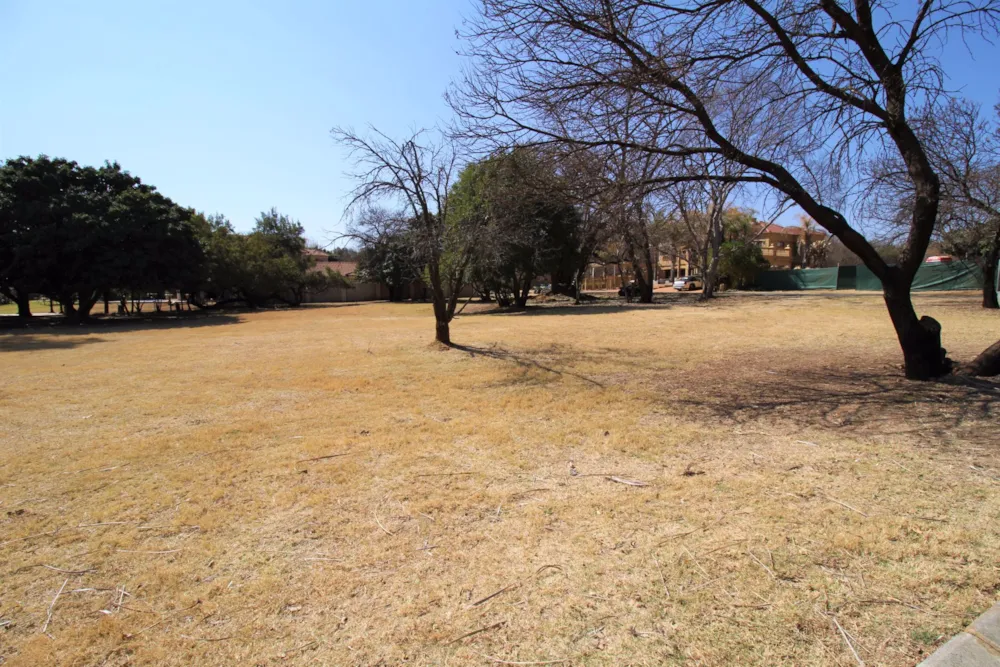 Vacant land for sale in Westlake, Hartbeespoort - 1HR1629418 Vacant land for sale in Westlake, Hartbeespoort - 1HR1629418