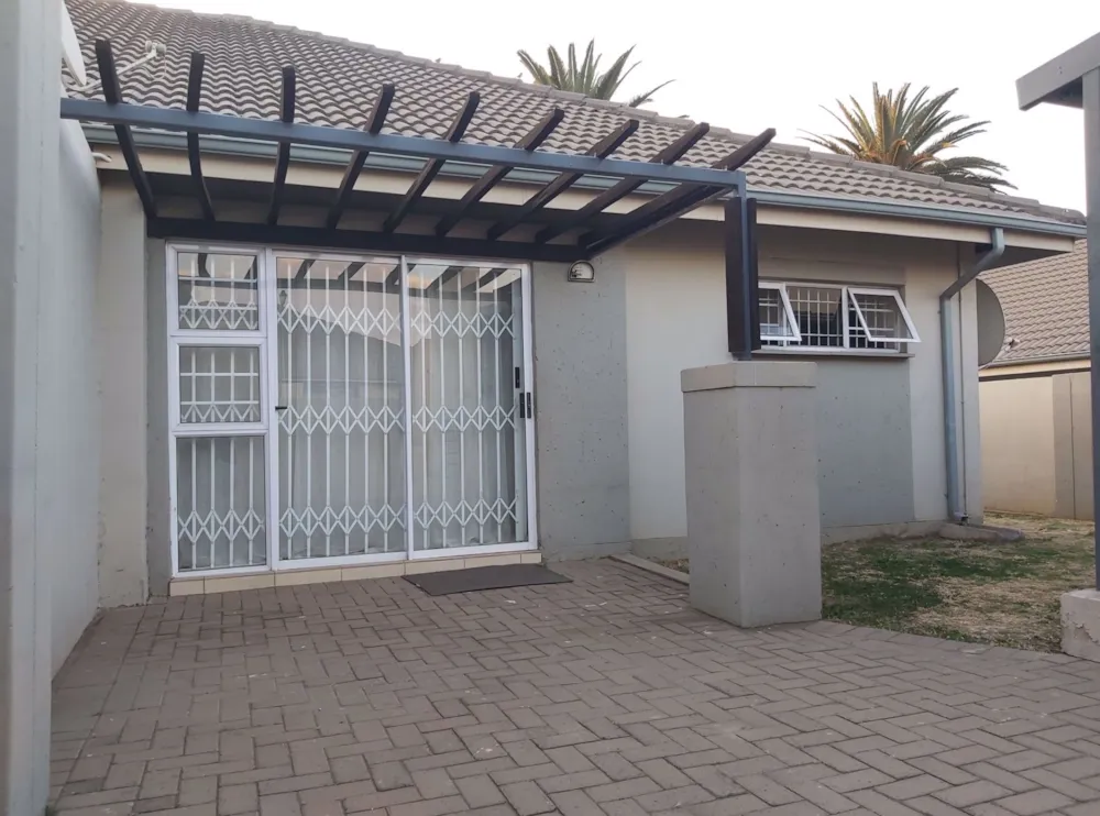 Townhouse for sale in Hoeveld Park - 1WD1539110