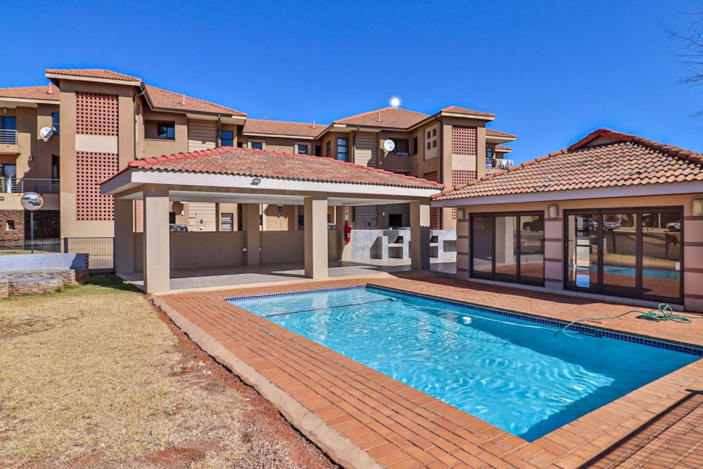 Townhouse for sale in Lenasia - 1GV1688724 Townhouse for sale in Lenasia - 1GV1688724