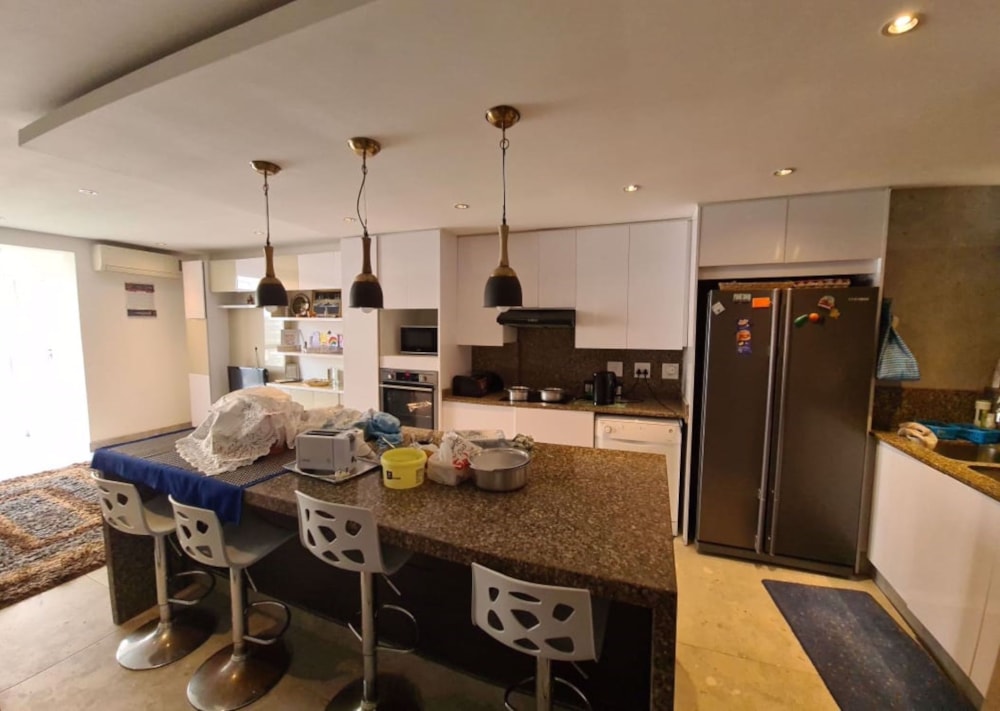 Apartment for sale in North Beach Durban - 1DA1541437 Apartment for sale in North Beach Durban - 1DA1541437