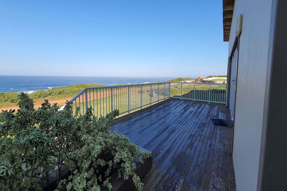 Cottage sold in Cape St Francis - 1SA1744042 Cottage sold in Cape St Francis - 1SA1744042