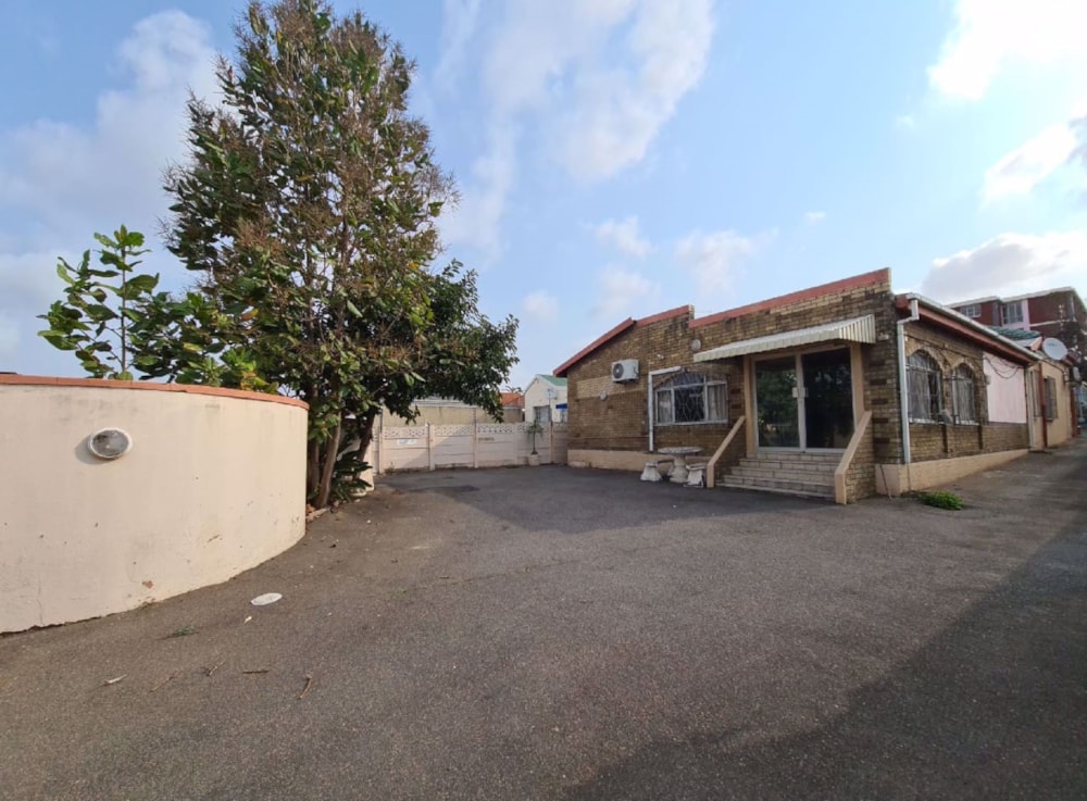 Single-storey house for sale in Morningside, Durban - 1DA1542426 Single-storey house for sale in Morningside, Durban - 1DA1542426