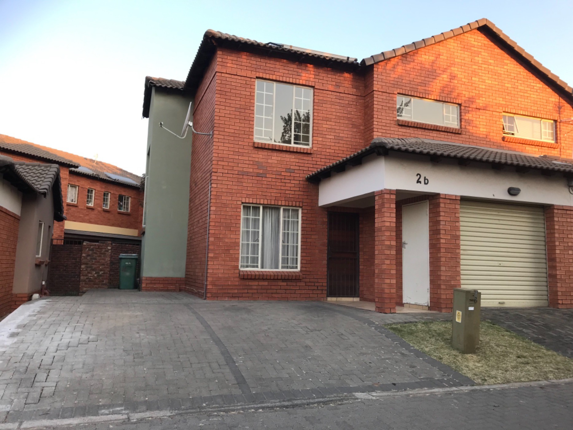 Townhouse to rent in Waterval East - 1RU1539702