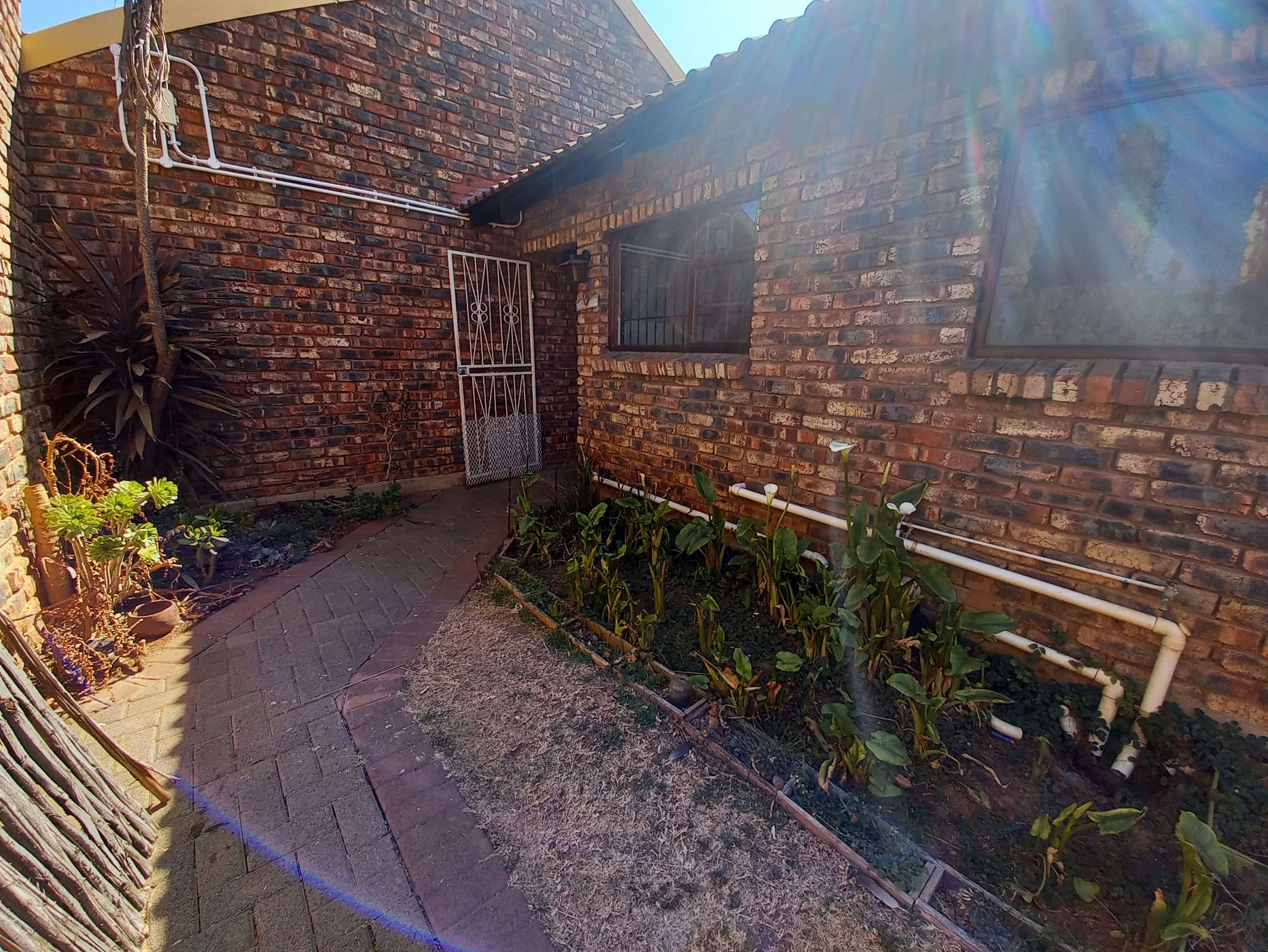 Townhouse to rent in Pellissier - 1BX1723974