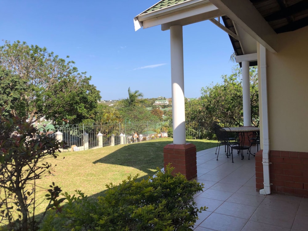 Townhouse to rent in Mount Edgecombe Country Estate - 1MT1746782