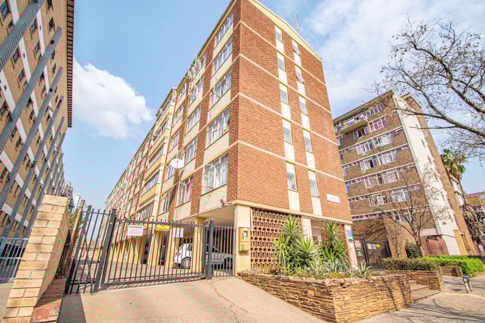 Apartment for sale in Sunnyside, Pretoria East - PT1531593 Apartment for sale in Sunnyside, Pretoria East - PT1531593