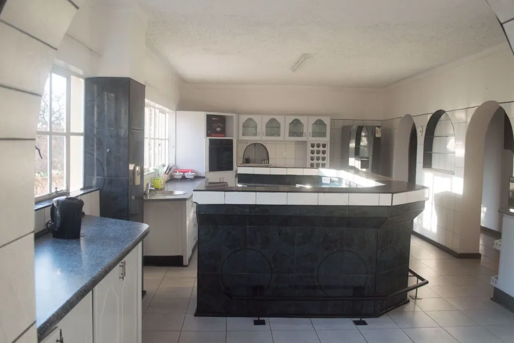 House for sale in Matabeleland, Zimbabwe - 3ZB1542647 House for sale in Matabeleland, Zimbabwe - 3ZB1542647