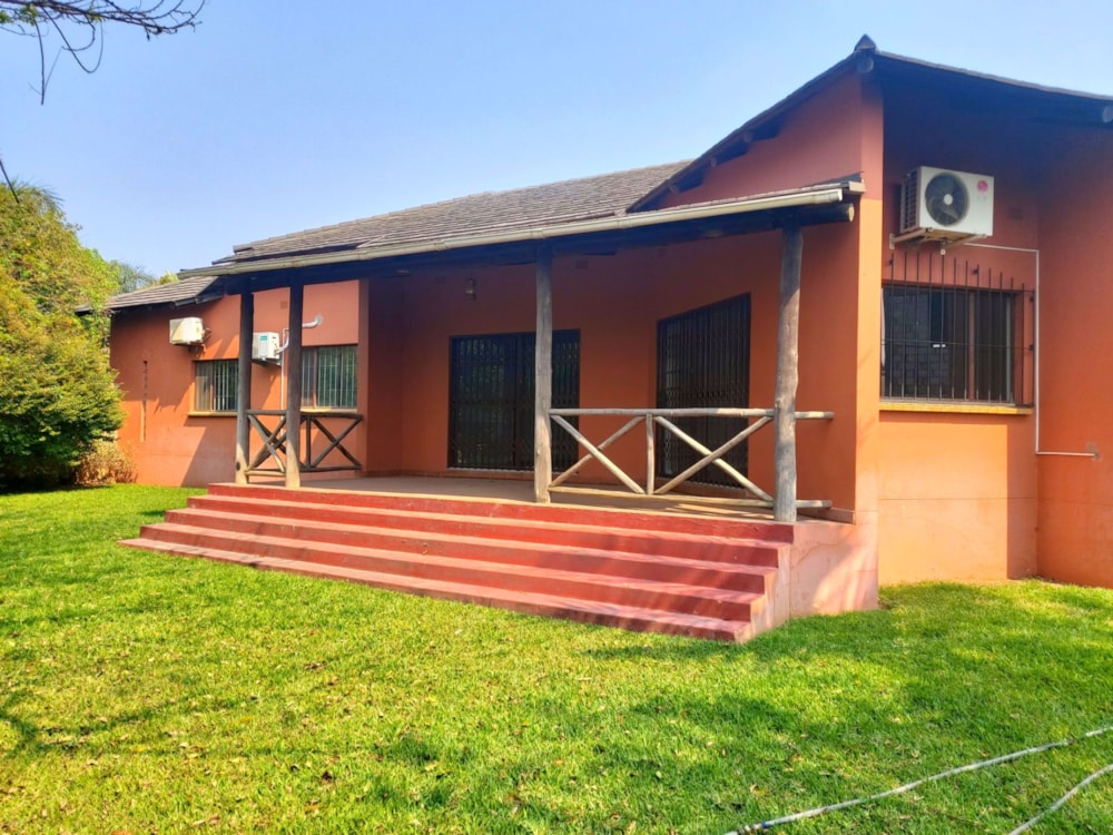 Security complex home to rent in Longacres, Zambia - 3ZA1543391
