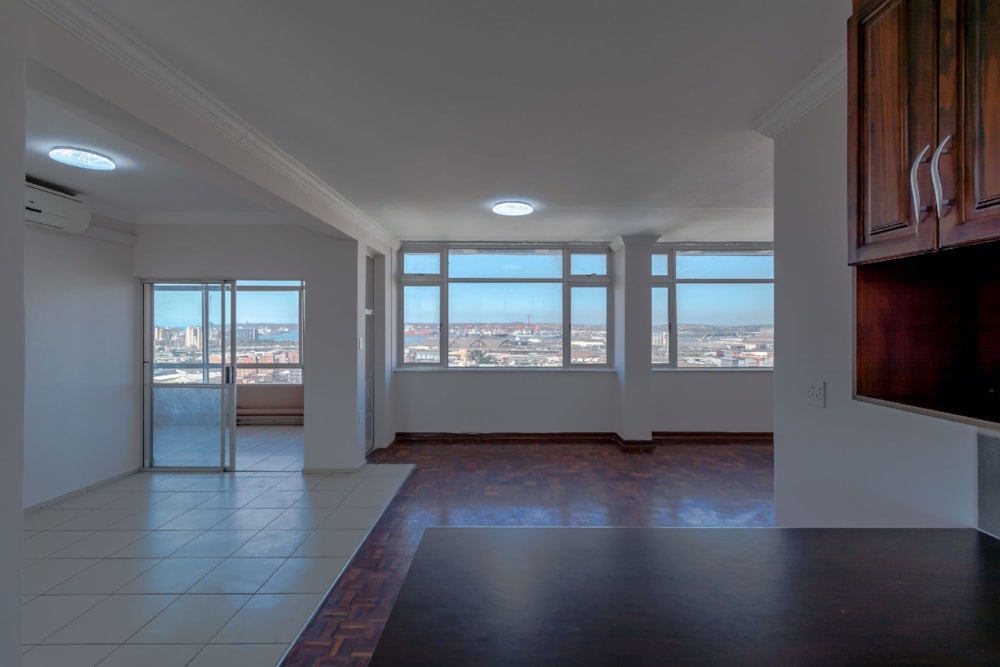 Penthouse apartment for sale in Glenwood, Durban - 1DA1542907