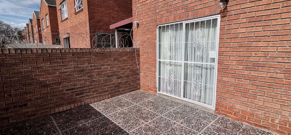 Townhouse for sale in King Williams Town (Qonce) - 1MH1542881