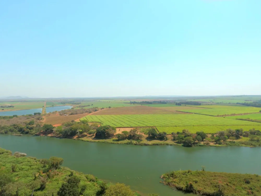 Irrigation farm sold in Komatipoort - 1NK1544623 Irrigation farm sold in Komatipoort - 1NK1544623