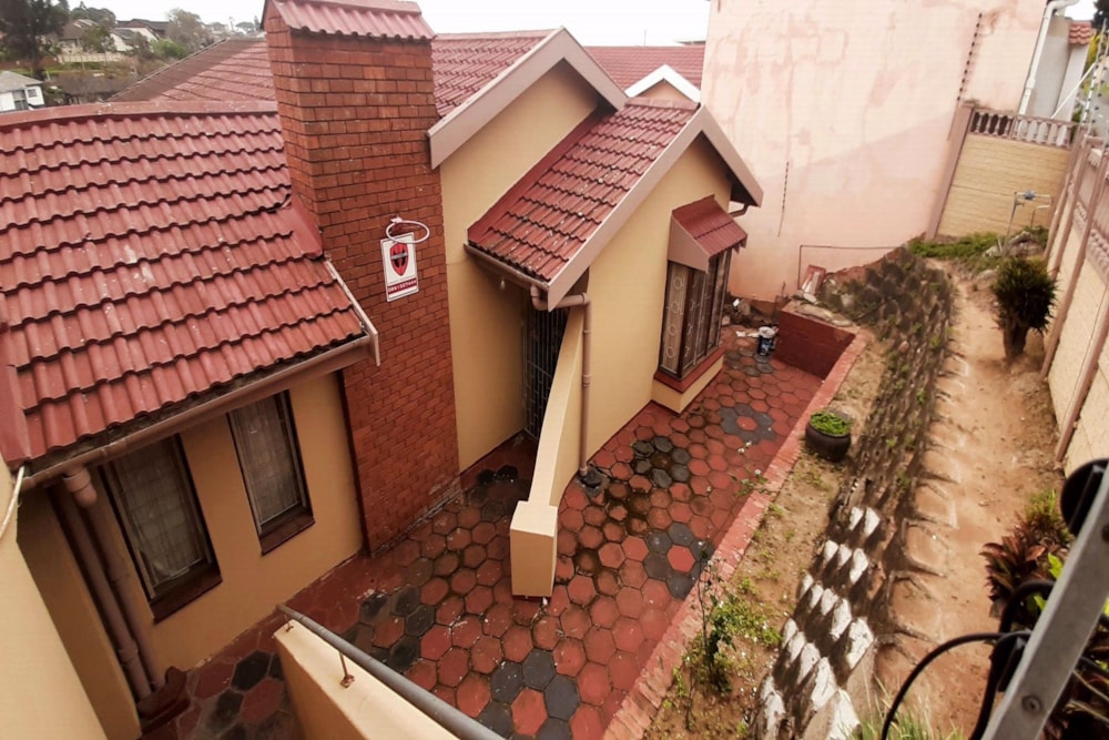 House for sale in Chatsworth, KwaZulu-Natal - 1WB1621270