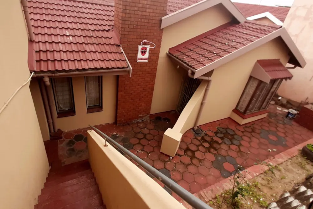 House for sale in Chatsworth, KwaZulu-Natal - 1WB1621270