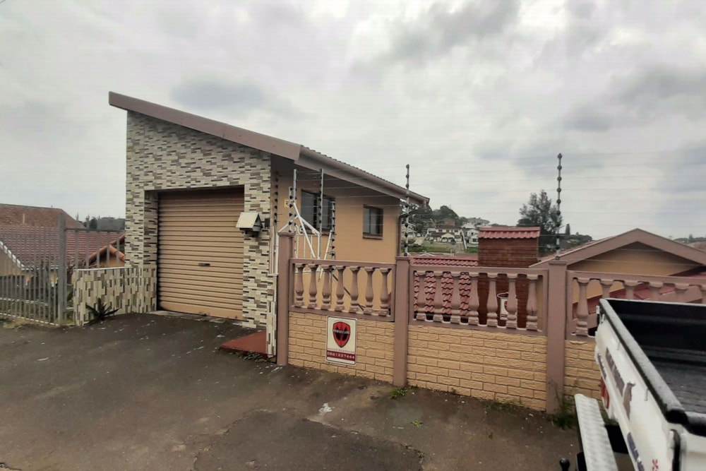 House for sale in Chatsworth, KwaZulu-Natal - 1WB1621270