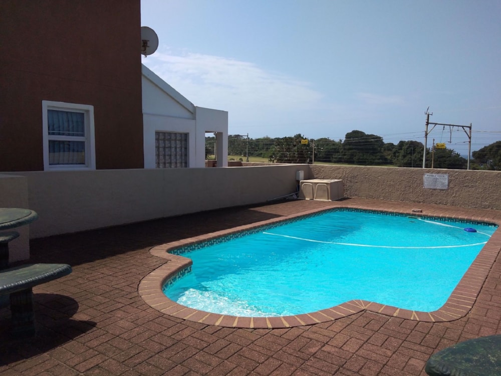 Security complex home for sale in Scottburgh - 1si1573695 Security complex home for sale in Scottburgh - 1si1573695