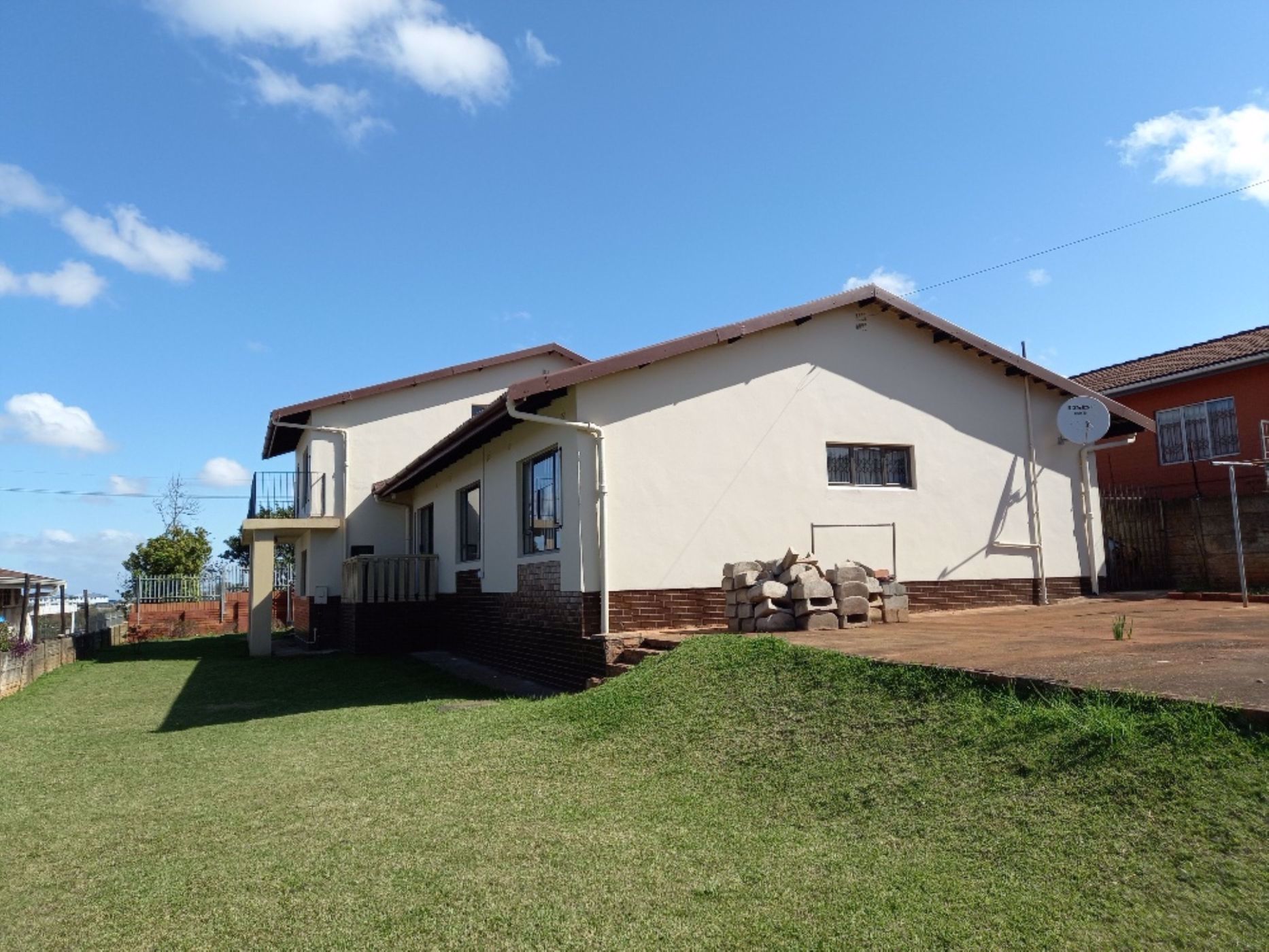 House for sale in Burlington Heights - 1WS1545855