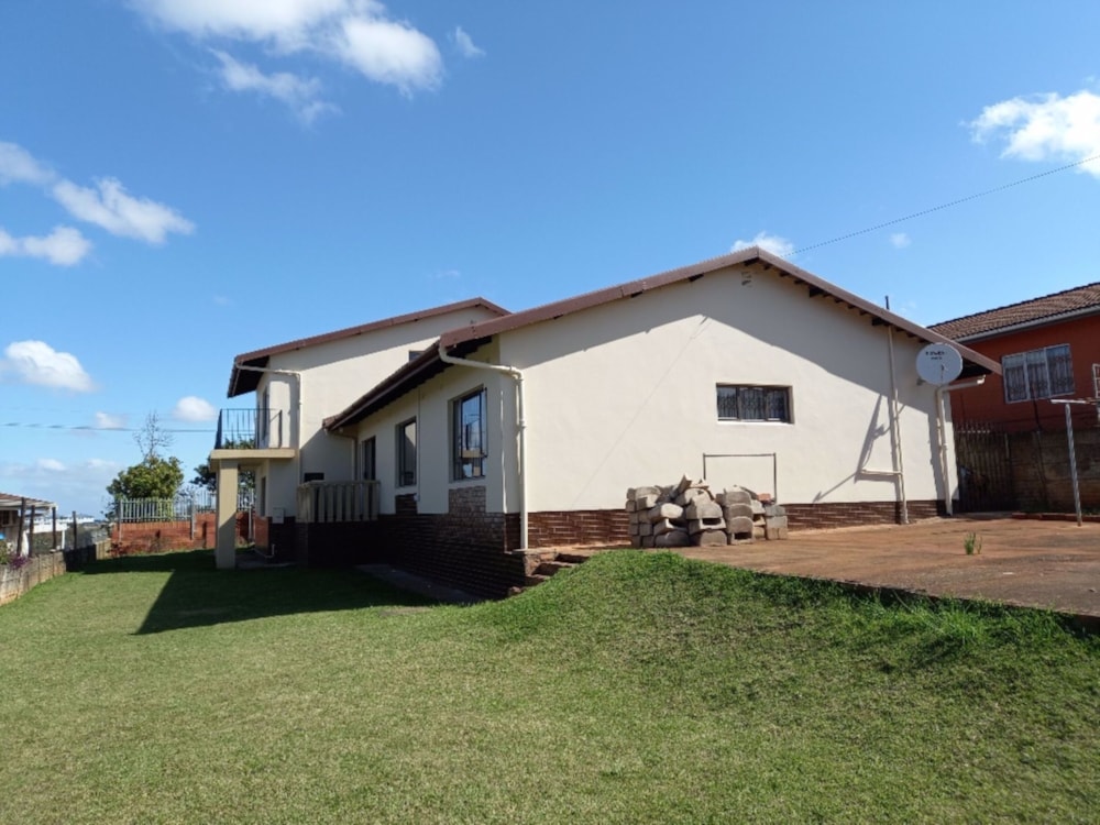 House for sale in Burlington Heights - 1WS1545855