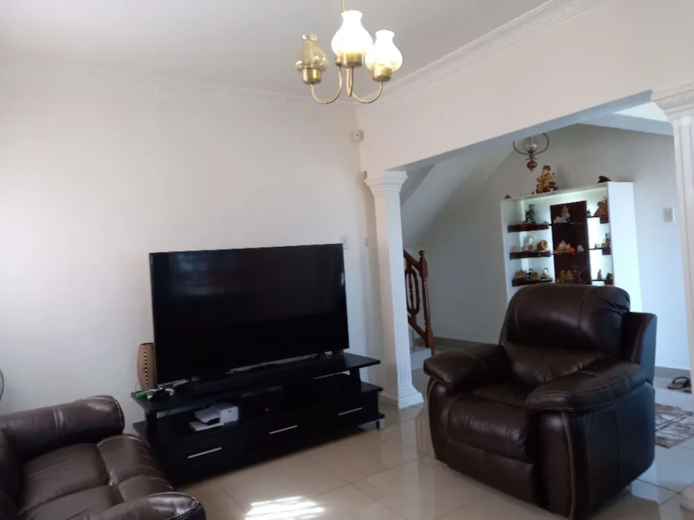 House for sale in Burlington Heights - 1WS1545855