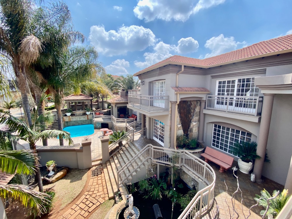 Double-storey house for sale in Cashan - 1RU1543927