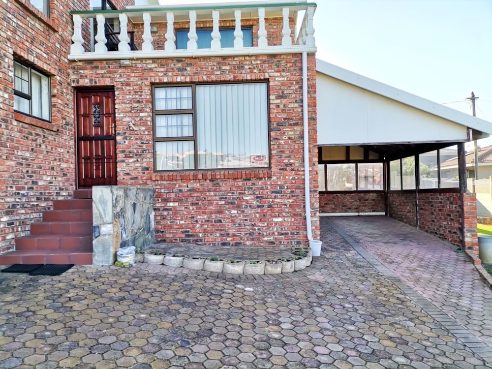 Cottage to rent in Dana Bay - 1MB1741709