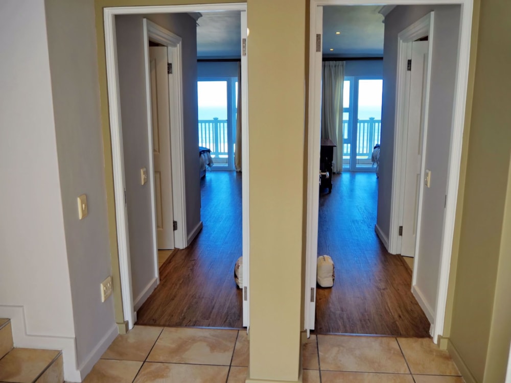 Penthouse apartment for sale in Pinnacle Point Golf Estate - 1MB1281120