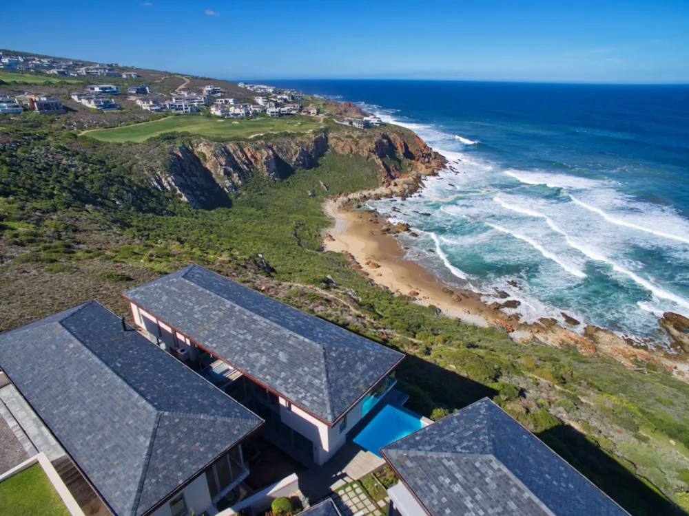 House for sale in Pinnacle Point Golf Estate - 1MB1298743