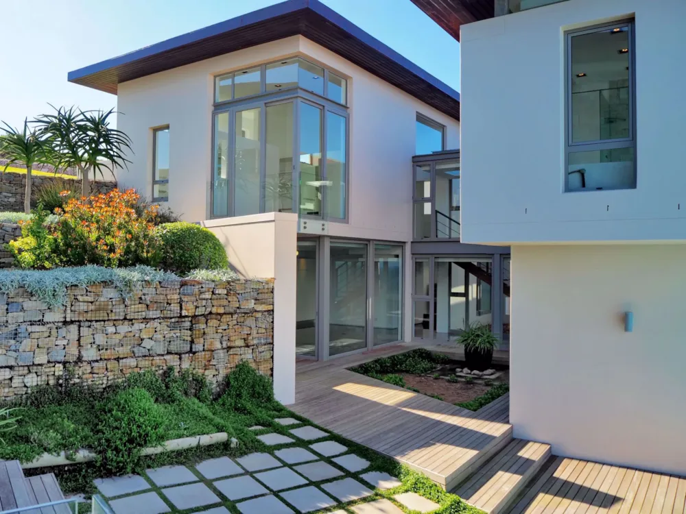 House for sale in Pinnacle Point Golf Estate - 1MB1298744
