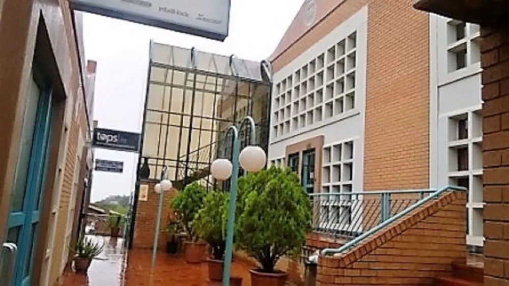 Commercial office to rent in Glenanda - 1GV1748493 Commercial office to rent in Glenanda - 1GV1748493