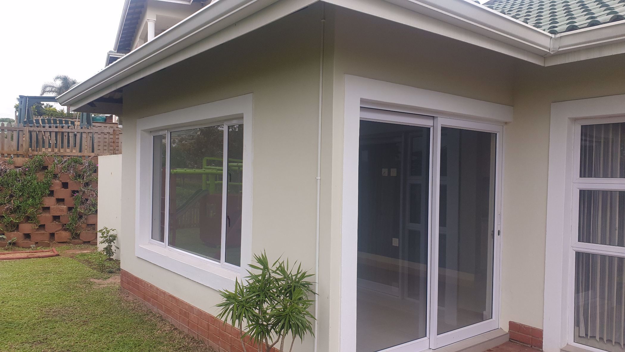 Apartment to rent in Mount Edgecombe - 1MT1719583