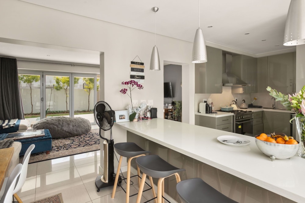 Cluster sold in Bryanston - HP1664763 Cluster sold in Bryanston - HP1664763