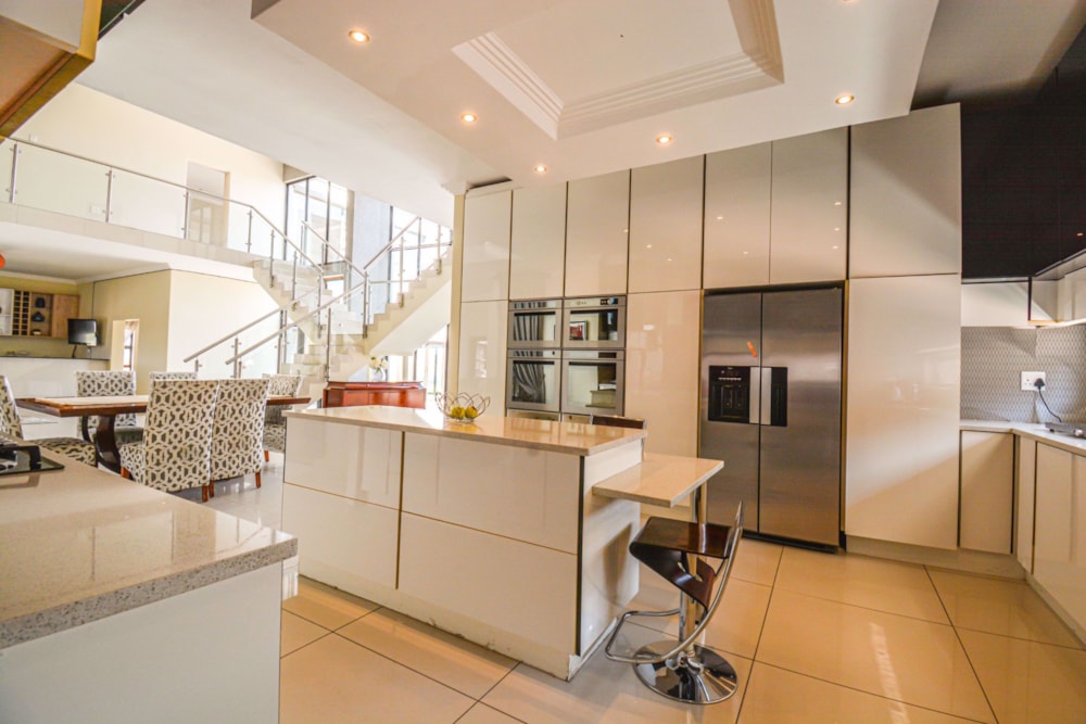 Security estate home for sale in Aquavista Mountain Estate - PRN1582980