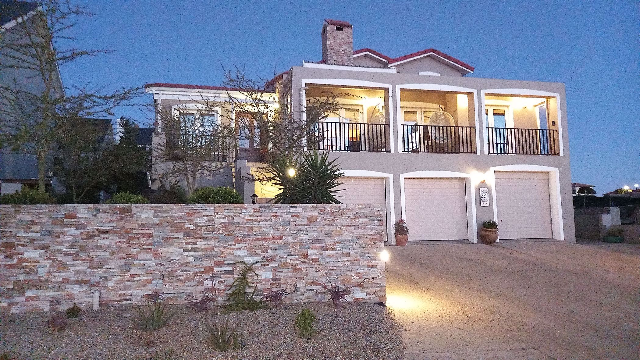 House let in Mount Royal Golf & Country Estate - 1SJ1692757