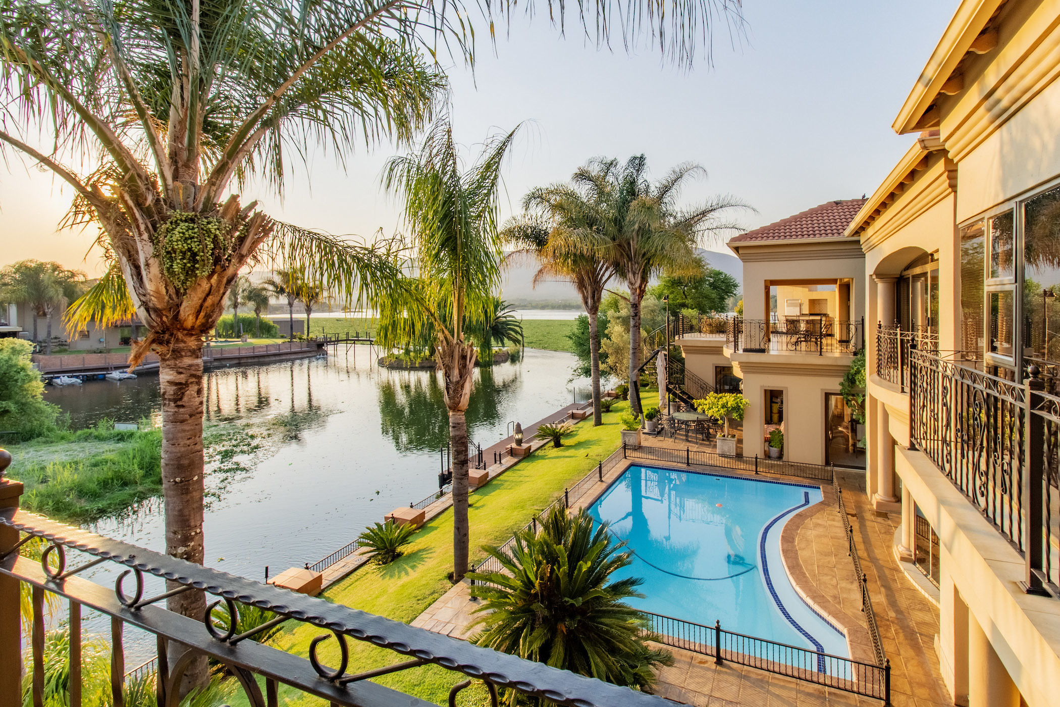 House for sale in Westlake, Hartbeespoort - 1HR1709767