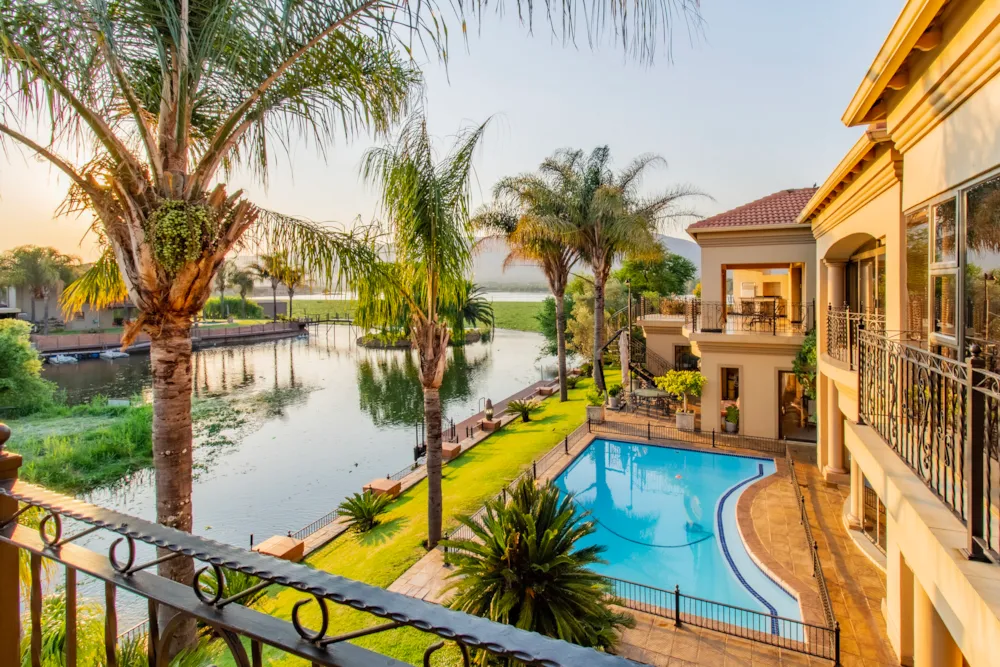 House for sale in Westlake, Hartbeespoort - 1HR1709767