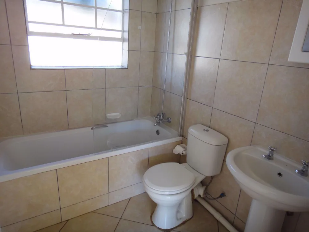 Apartment let in Sunnyridge, Newcastle - 1NW1717539