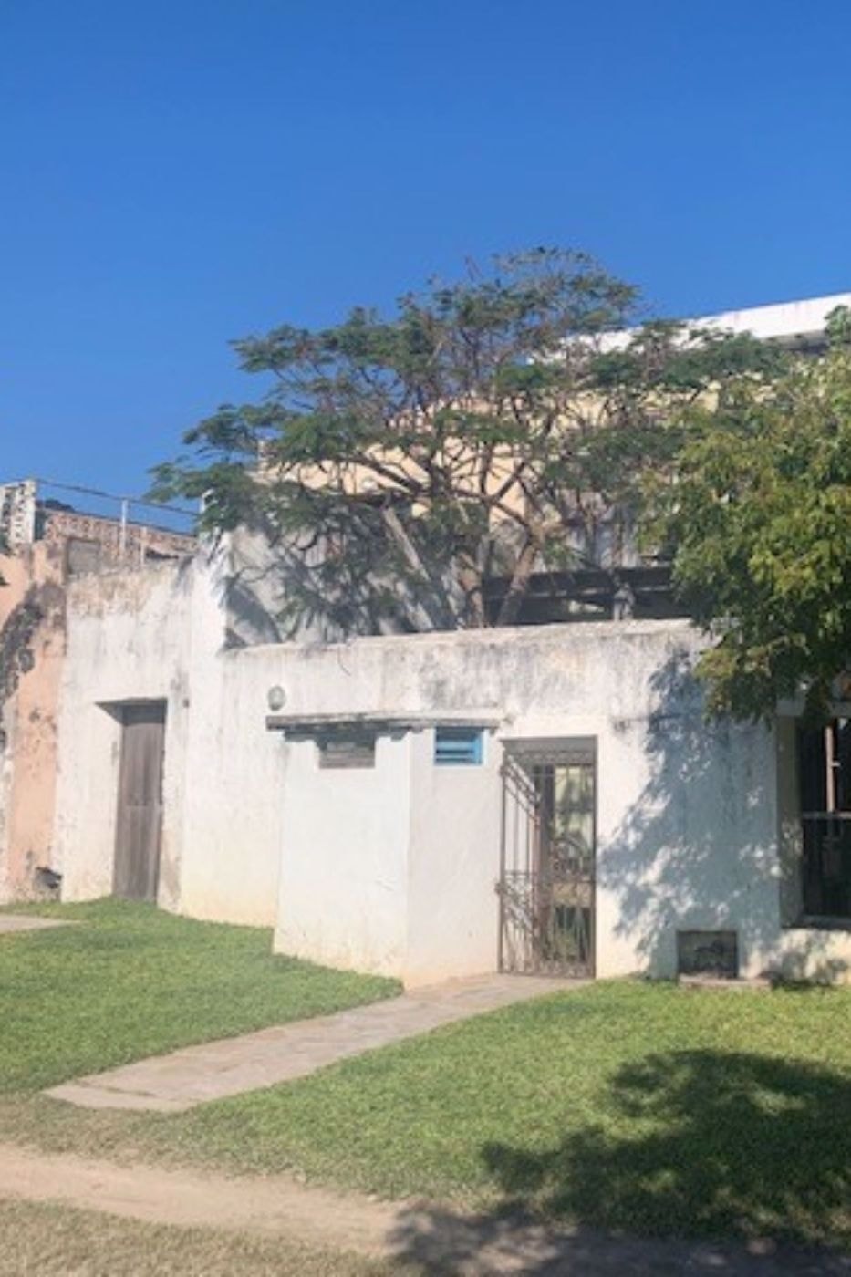 Double-storey house for sale in Ilha de Moçambique, Mozambique - 3MQ1546677