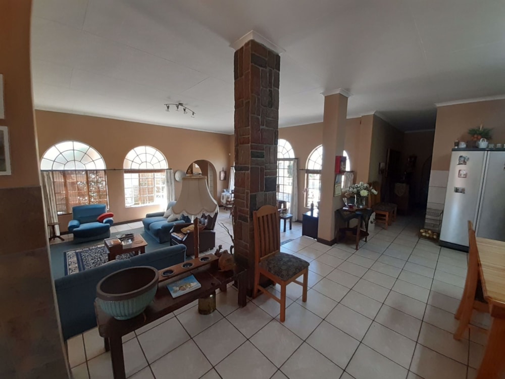 Smallholding for sale in Lushof A H - 1TA1548000 Smallholding for sale in Lushof A H - 1TA1548000