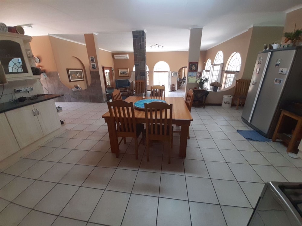 Smallholding for sale in Lushof A H - 1TA1548000 Smallholding for sale in Lushof A H - 1TA1548000