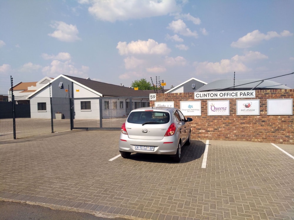 Commercial office let in New Redruth - 1GV1693184 Commercial office let in New Redruth - 1GV1693184