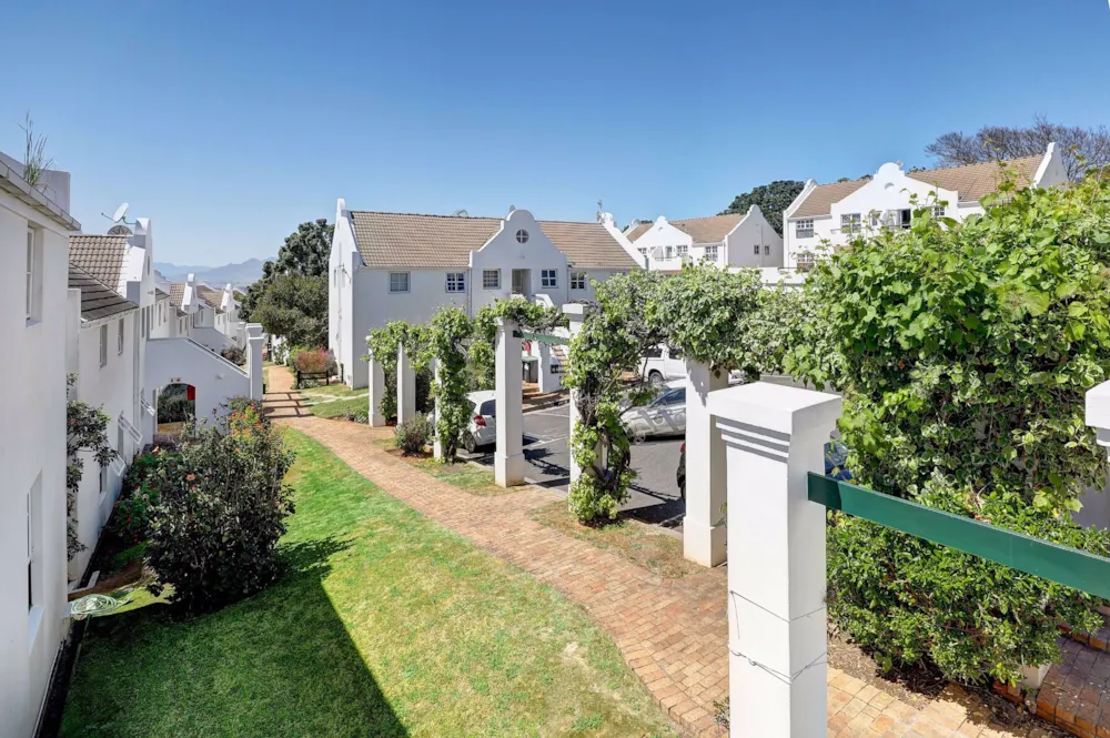 Apartment let in Aurora, Durbanville - NSL1736024
