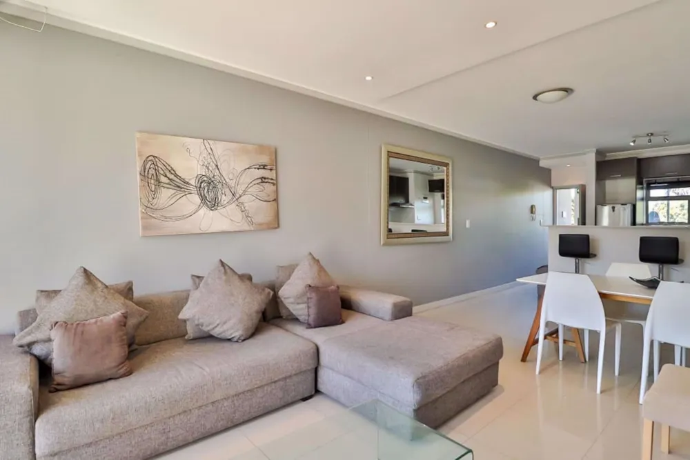 Apartment to rent in Claremont, Cape Town - RBL1755142 Apartment to rent in Claremont, Cape Town - RBL1755142