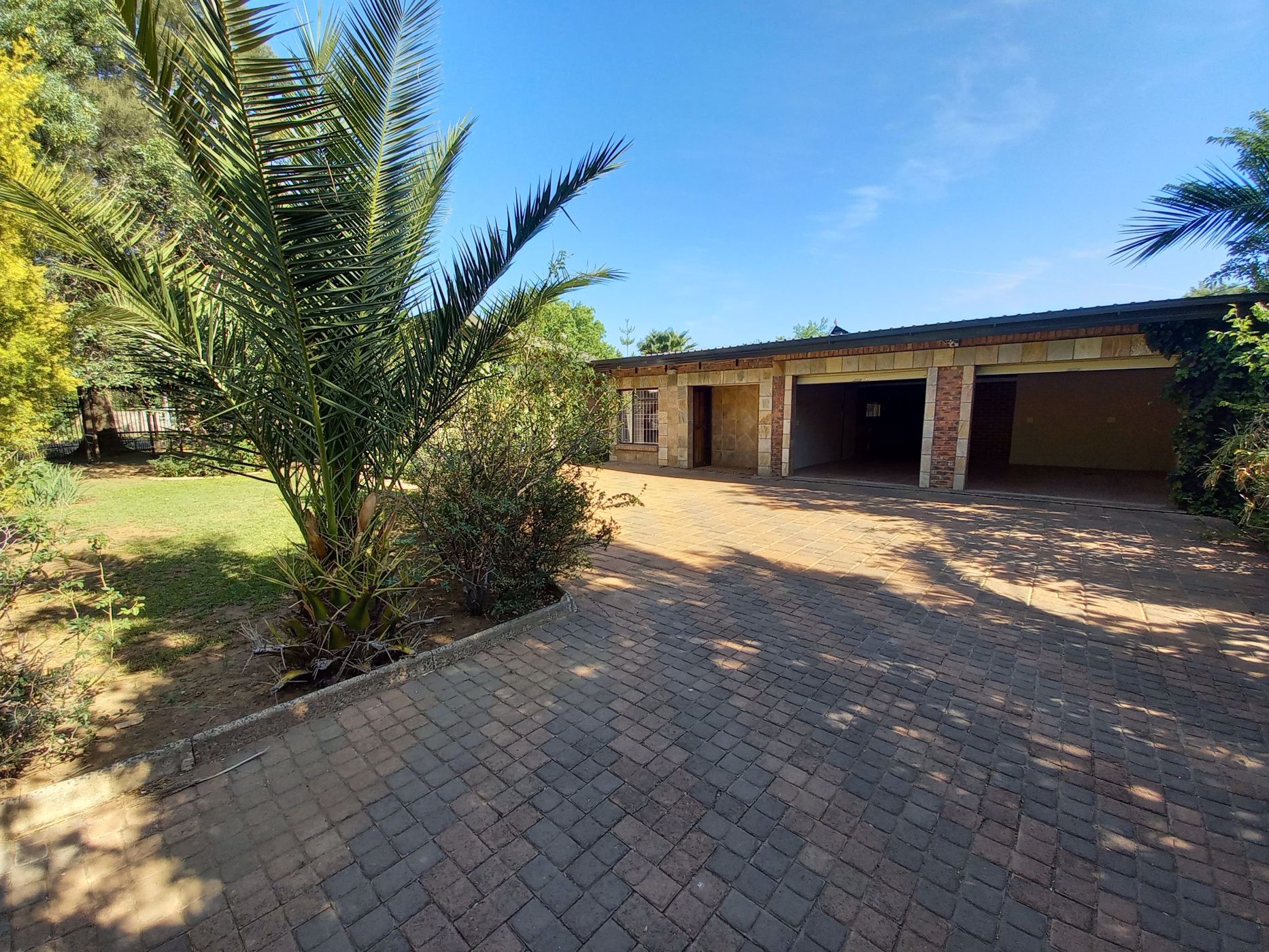 House to rent in Hospitaalpark - 1BX1754637
