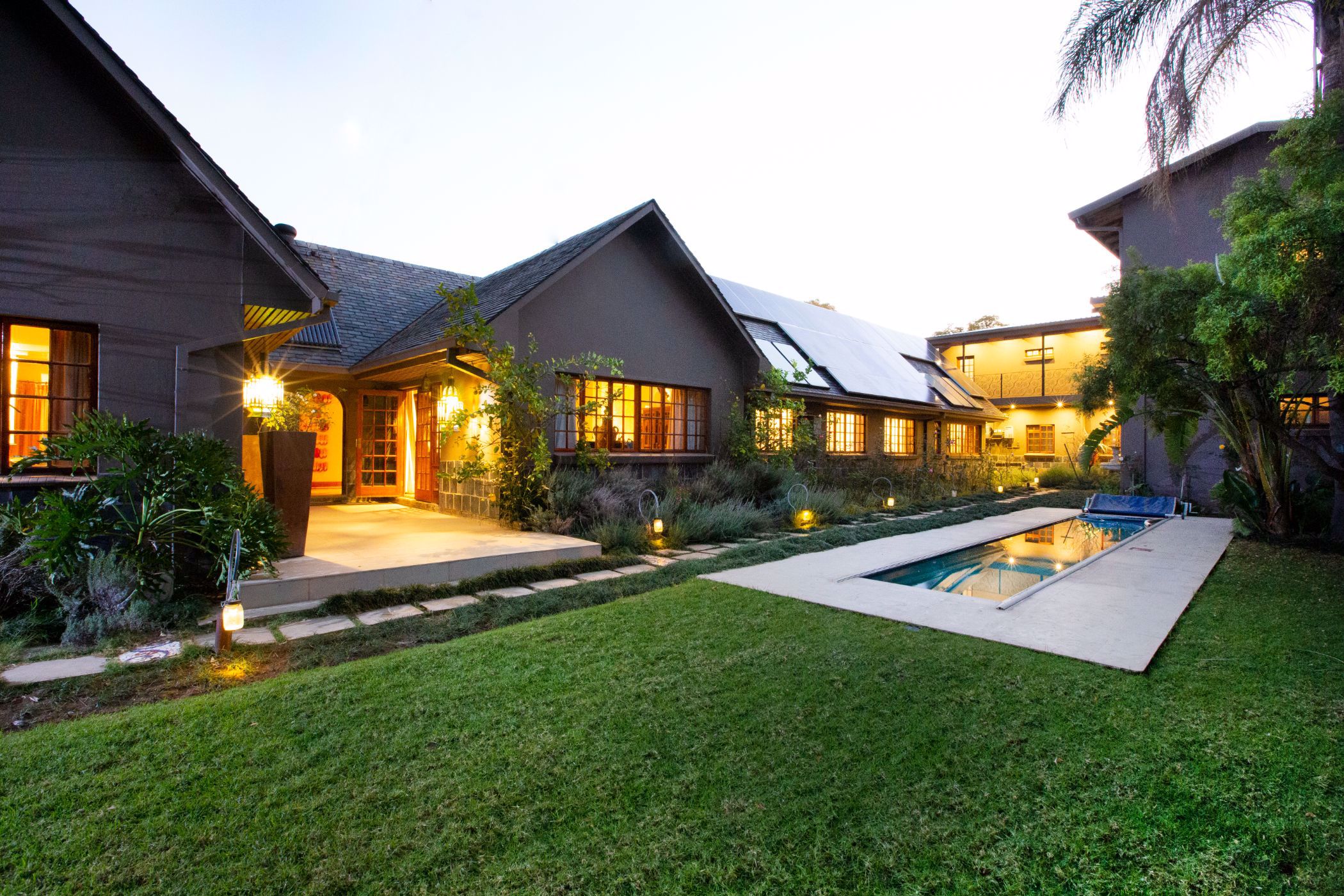 Guesthouse for sale in Brooklyn, Pretoria East - PT1551136