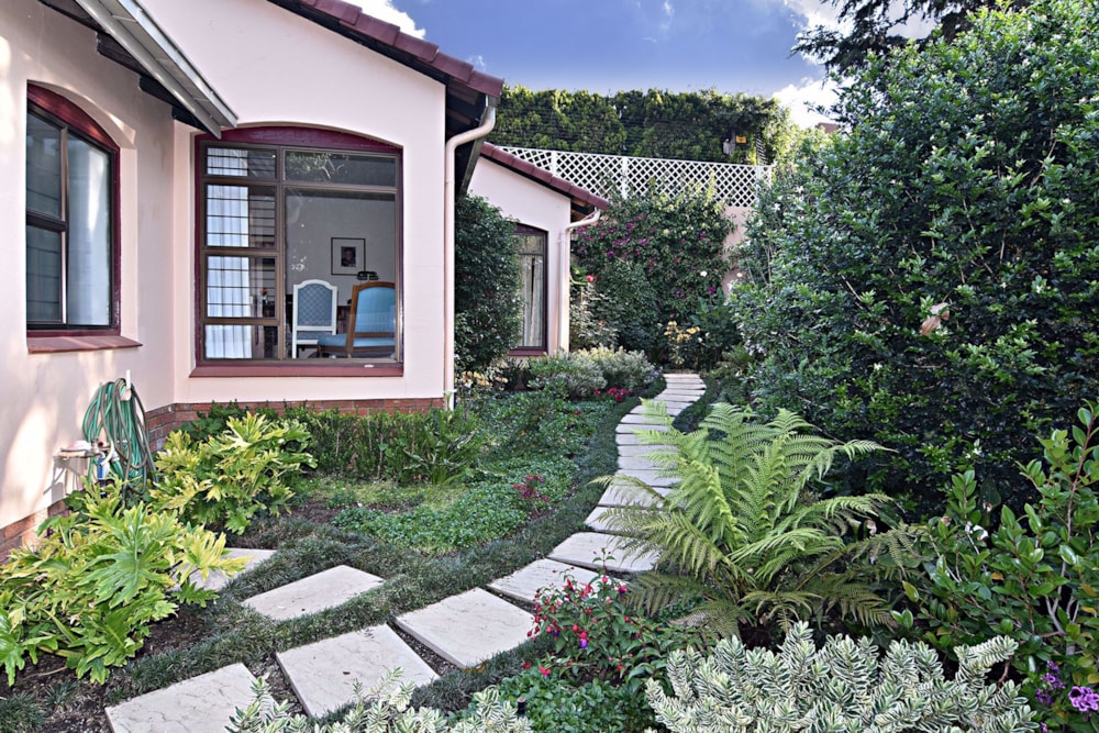 Cluster for sale in Hyde Park, Sandton - HP1549575 Cluster for sale in Hyde Park, Sandton - HP1549575