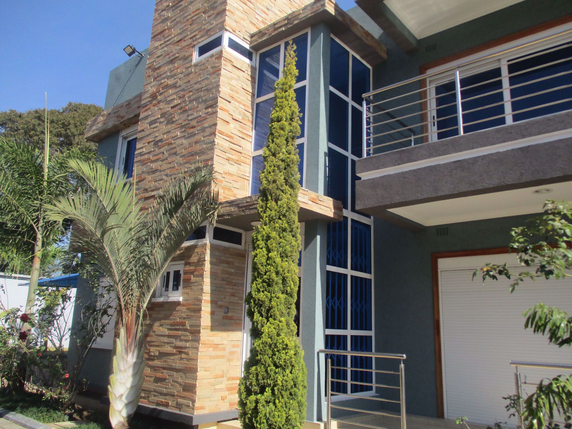 Townhouse to rent in Rhodespark, Zambia - 3ZA1551985